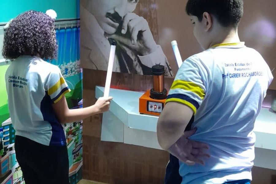 ENERGISA: Escolas de Ji-Paraná recebem informações sobre consumo consciente de energia.